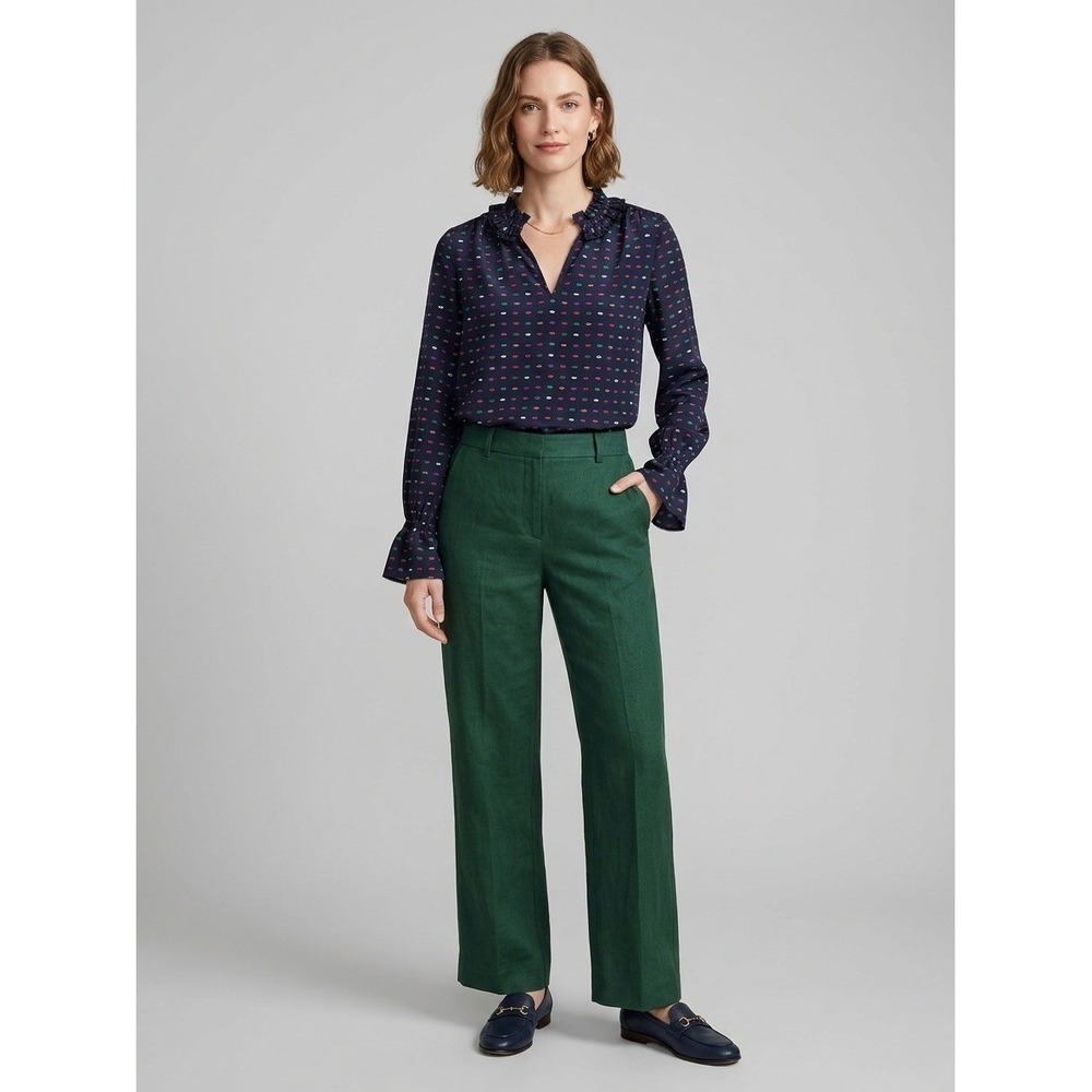 J.Crew Women Navy Blue Silk Lip Print Ruffle Neck Blouse Top Size 6 RN77388